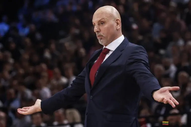 Dlaczego trener Crvena Zvezda chwali litewski zespół? Taktyczna perfekcja „Žalgirisu“ zaskakuje ekspertów