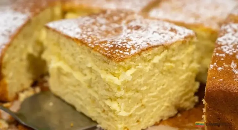 Gorący mleczny placek. Smakuje wybornie. Prosty i pyszny
