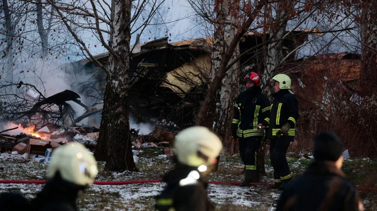 Karetka z dzieckiem w środku zderzyła się na skrzyżowaniu w Wilnie – co poszło nie tak? - image 1