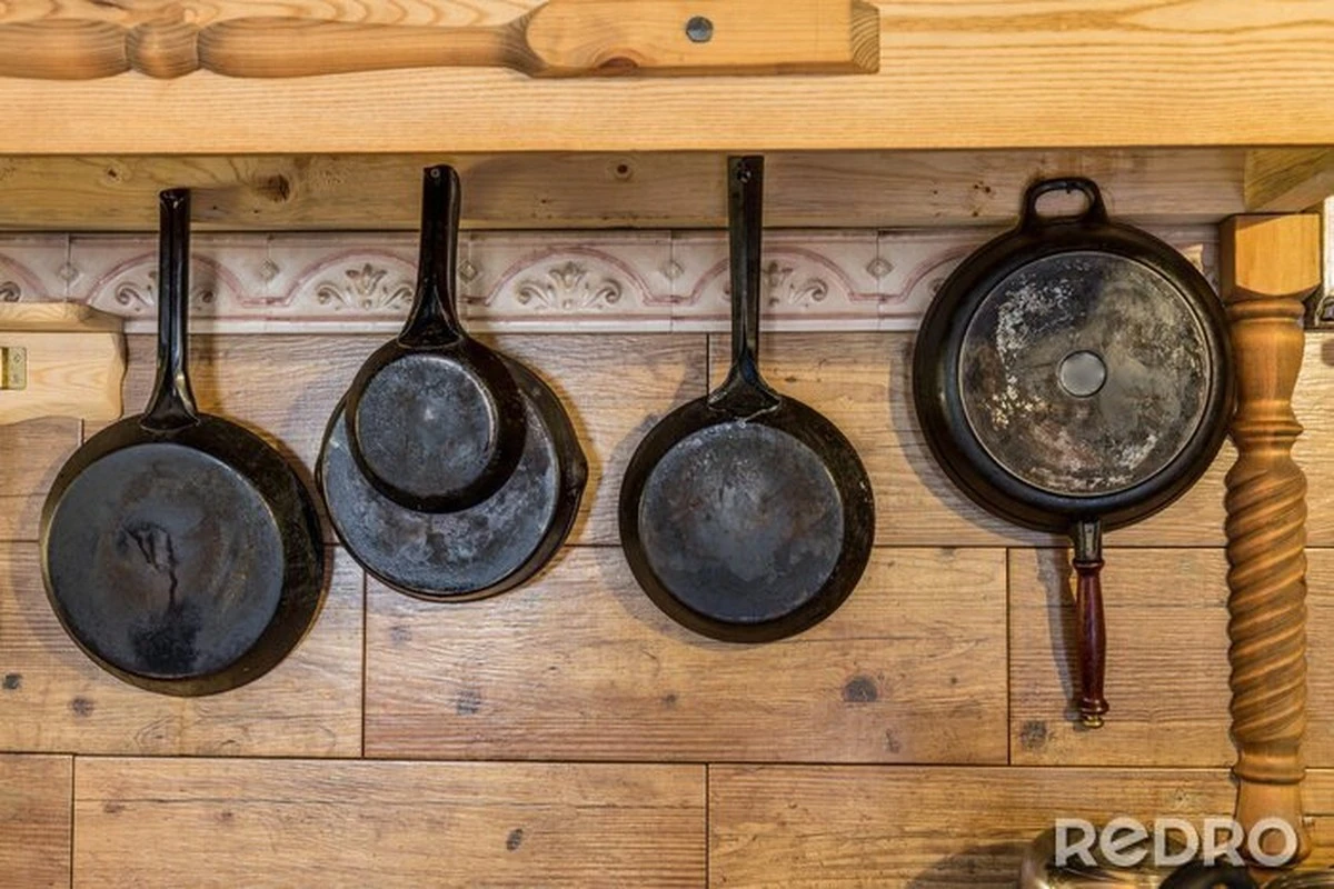 Które patelnie wycofać z kuchni, by uniknąć zatrucia metalami ciężkimi - image 1