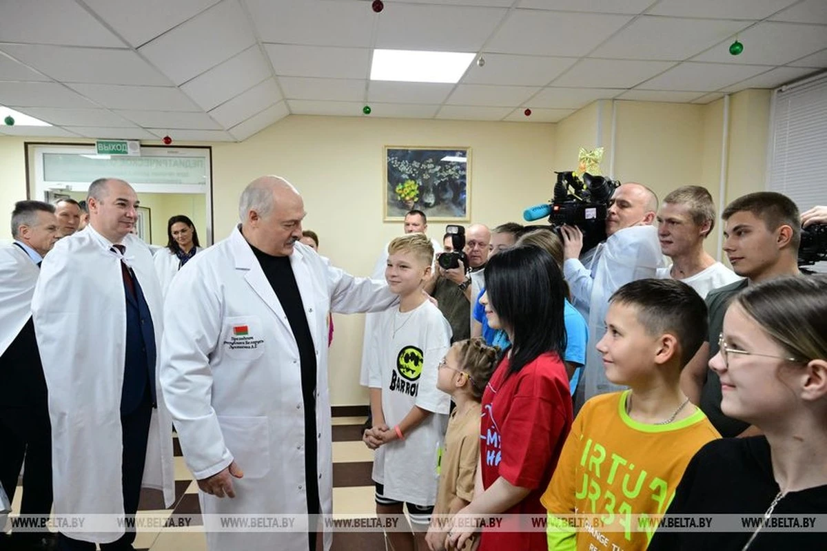 Zdrowie Łukaszenki pogarsza się: co to oznacza dla przyszłości Białorusi? - image 1