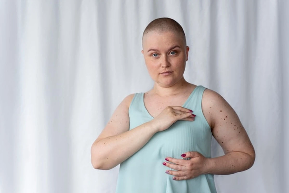 Po walce z rakiem Simona wraca do Polski na kluczowe leczenie – nagły konflikt grozi pokrzyżowaniem tych planów - image 1