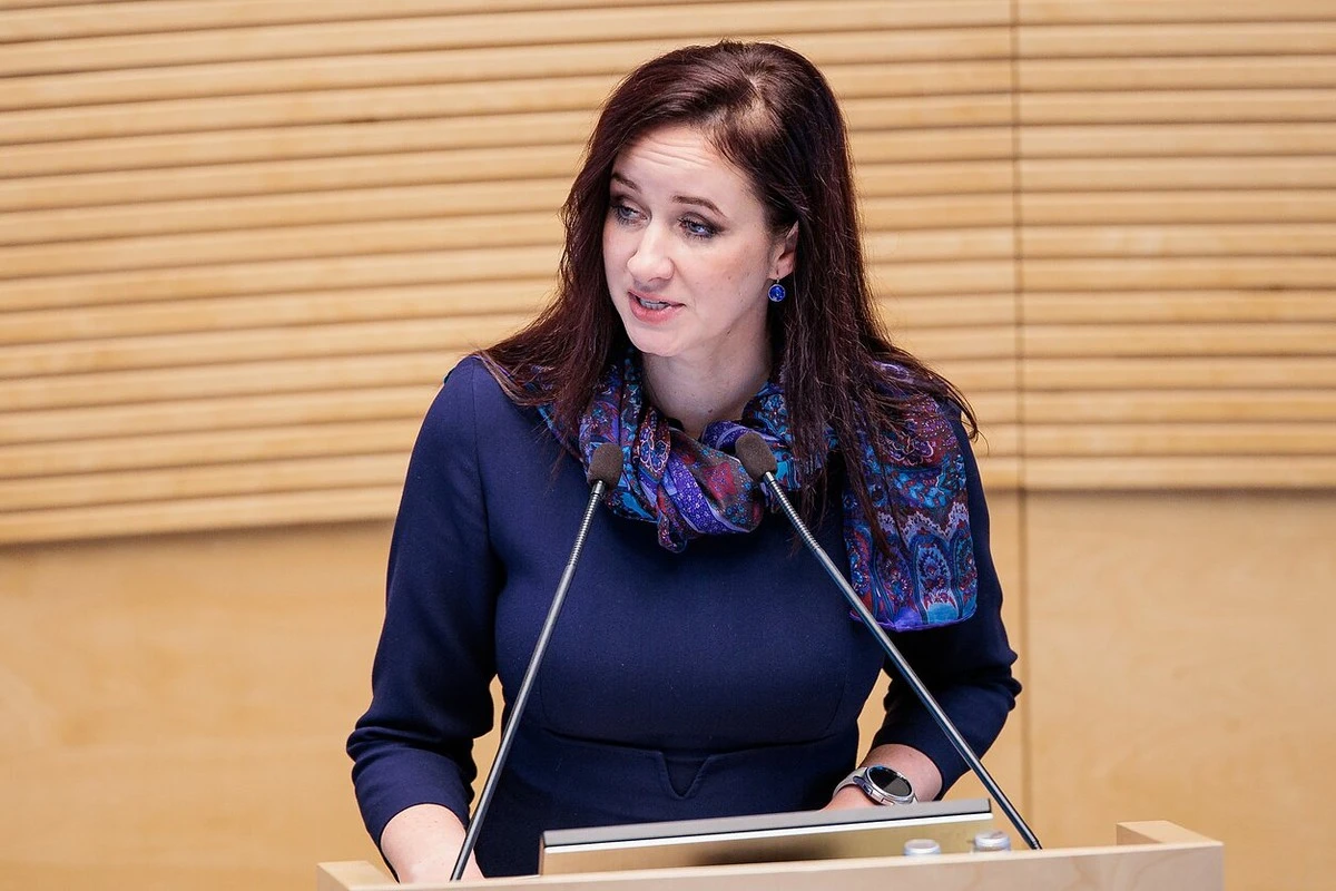 Premier Inga Ruginienė przemawia po angielsku: Komentarz doradcy wywołuje burzę - image 1