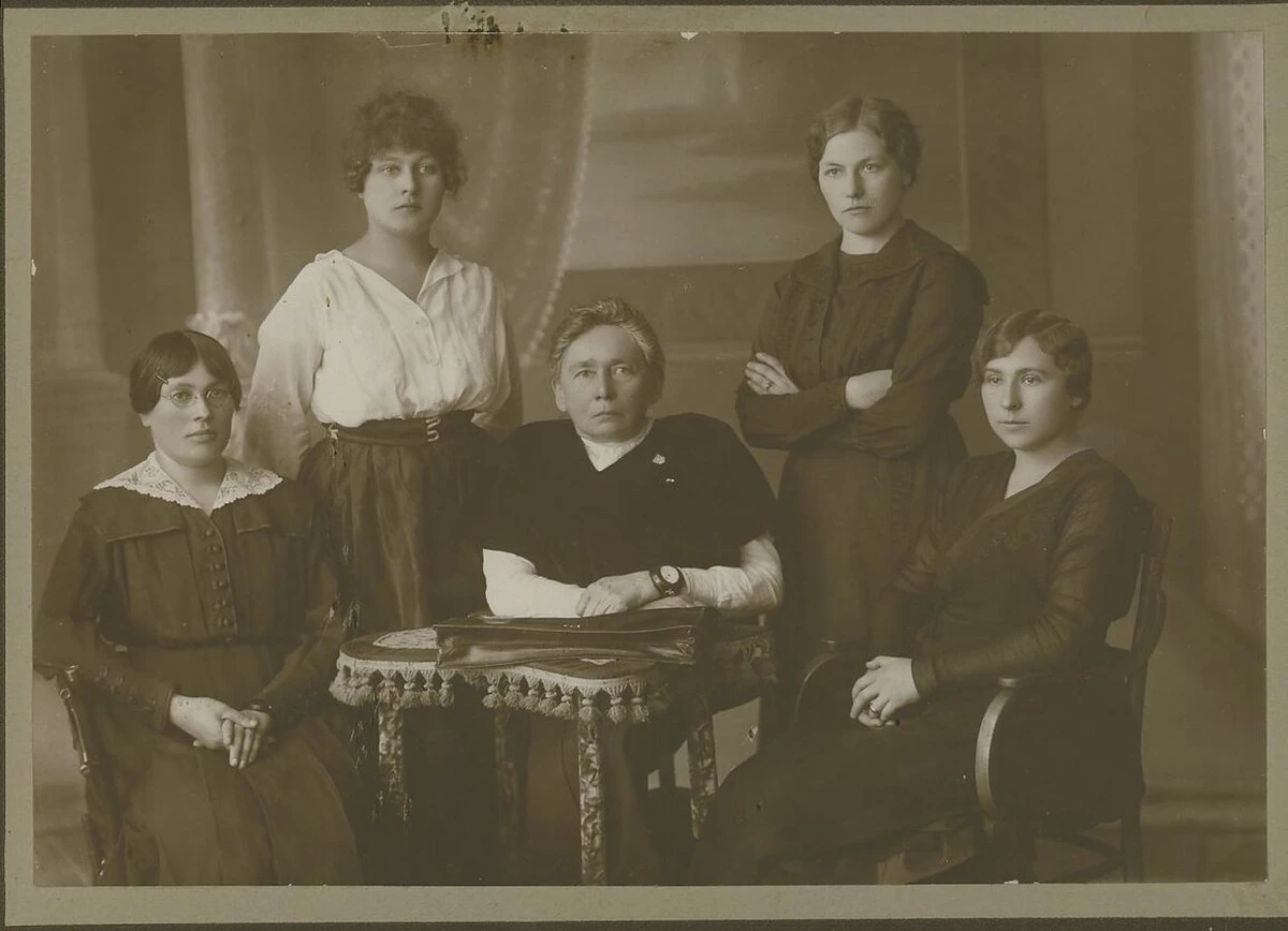 Wygnana w wieku dwóch lat, córka leśniczego i siostrzenica generała – R. K. Juškaitė pozostawiła trwały ślad. - image 1
