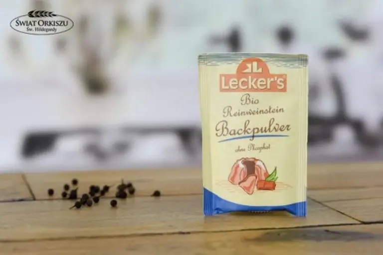 Zwykły proszek do pieczenia w ogrodzie? Zwalcza mszyce w zaledwie 24 godziny.